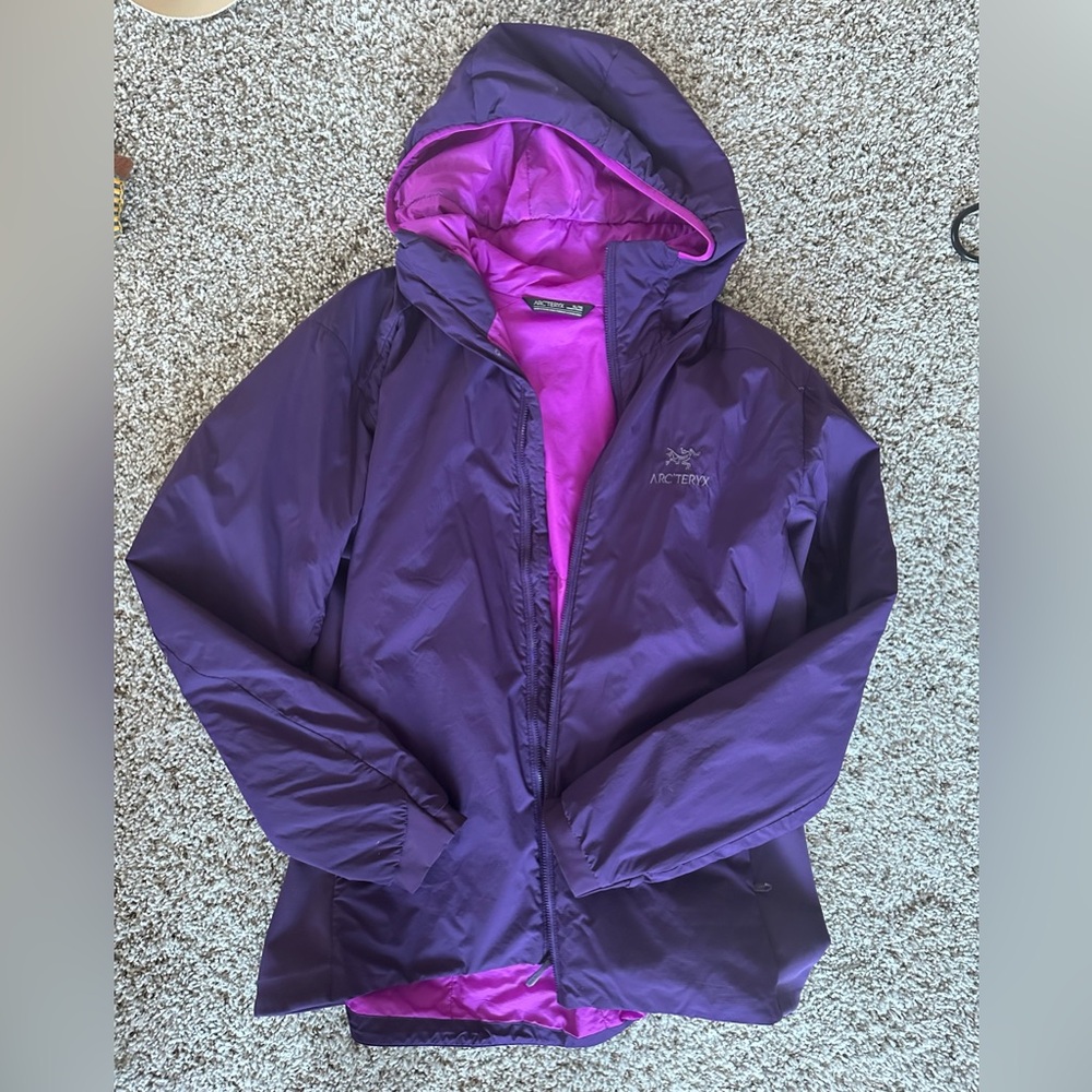 Arc'teryx Women's Deep Purple Atom Hoody (Jacket) XL